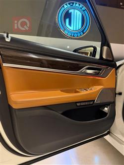 بي ام دبليو الفئة 7